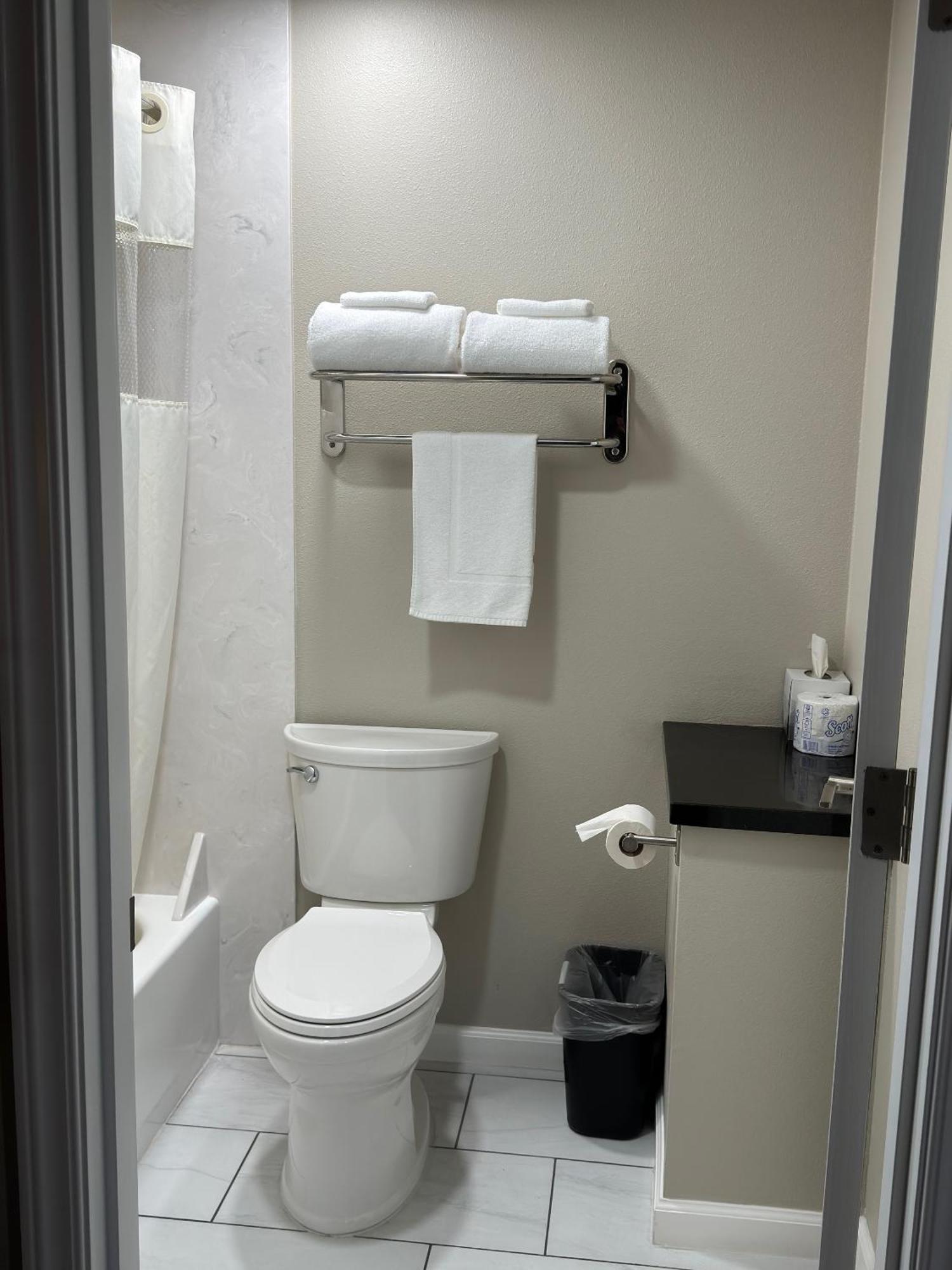 Royal Inn Eugene- Airport ภายนอก รูปภาพ